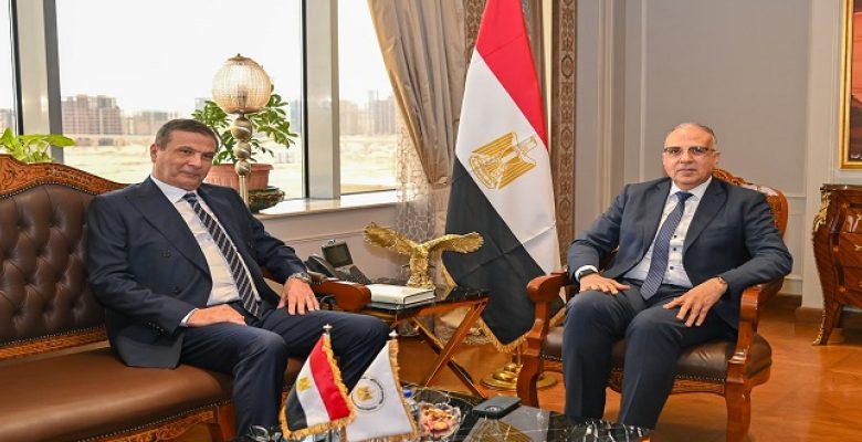وزيرا الرى والزراعة يبحثان موقف المشروعات المشتركة بما يخدم المنظومتين المائية والزراعية بمصر