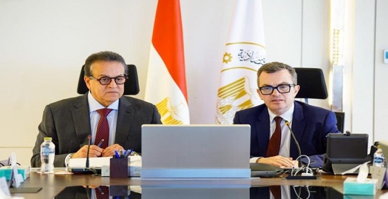 وزيرا الصحة والسكان والتخطيط والتنمية الاقتصادية يناقشان الخطة الاستثمارية لوزارة الصحة للعام المالى 2026/2027